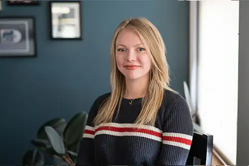 Meri L | Business Intelligence Analyst Meri L | Business Intelligence Analyst